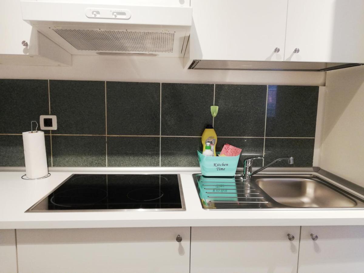 City Center Apartment Умаг Экстерьер фото